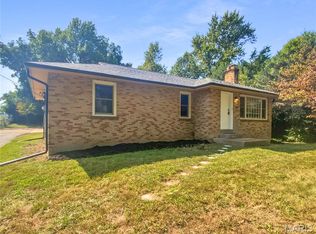 3940 Parker Rd, Florissant, MO 63033