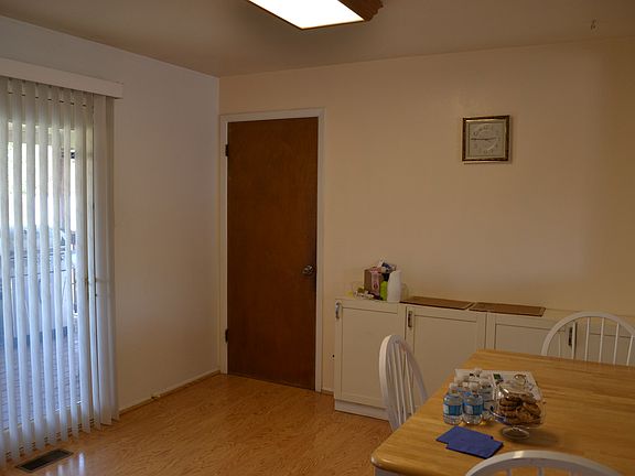 Large eat in Kitchen