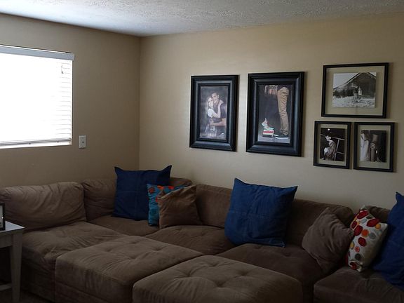 2nd image of 567 W Tiffany Town Dr