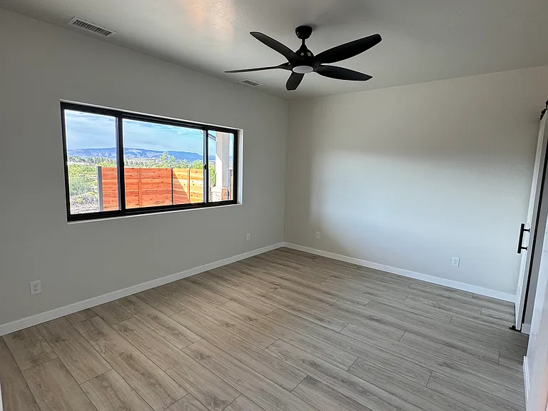 1714 Echo Canyon Dr — Photo 18