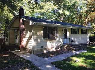 1359 Madison Ave, Pocono Summit, PA 18346