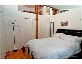 5th image of 1346 N Paulina St