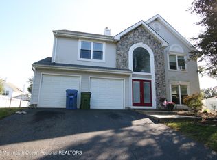 35 Annapolis St, Tinton Falls, NJ 07712