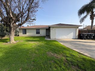 1546 N Oak Park St, Visalia, CA 93291