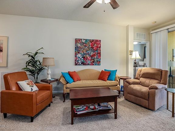 03-Living Room