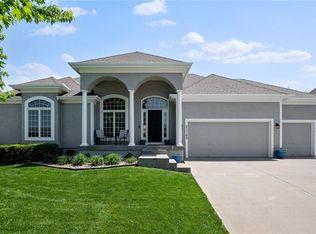 21143 W 115th St, Olathe, KS 66061