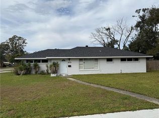 300 Stewart Ave, New Orleans, LA 70123