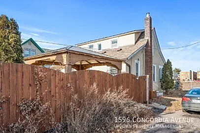 "Charming 4-Bedroom Home on Concordia Ave with 2 Full Baths & 1530 Sq Ft in Saint Paul!" — Photo 4