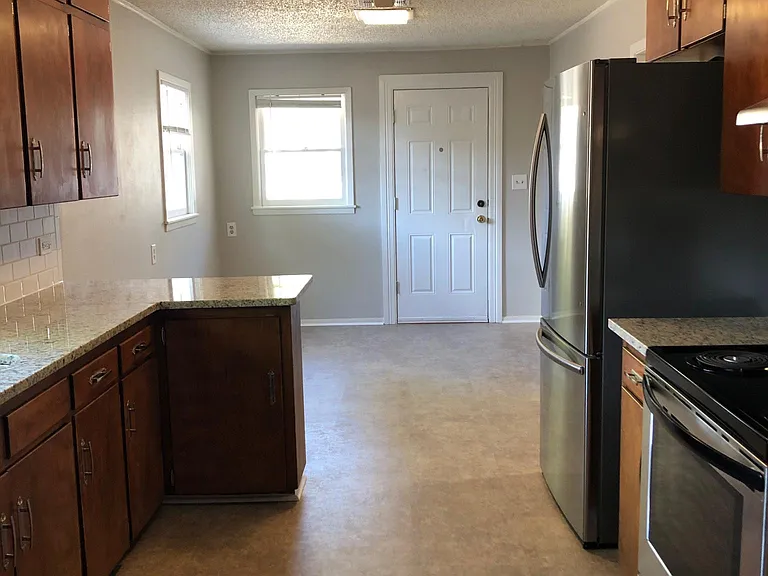 1415 S Tyler St — Photo 6