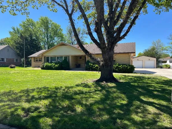 707 Post Rd, El Dorado, KS 67042