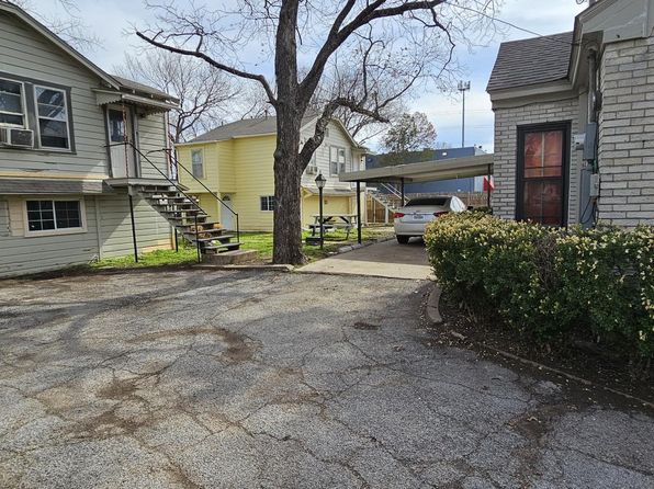 1900 N Sylvania Ave, Fort Worth, TX 76111