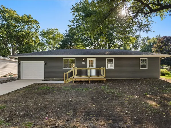 414 S Washington St, Cerro Gordo, IL 61818