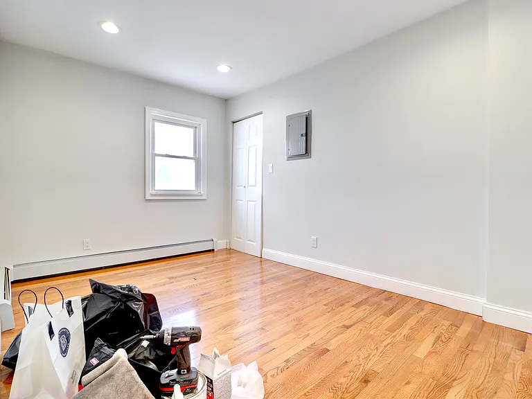 605 Meacham Ave #2 — Photo 8