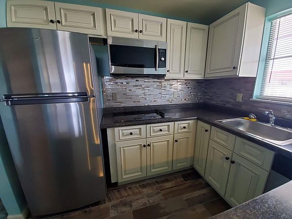 5th image of 2801 N Halifax Ave #351