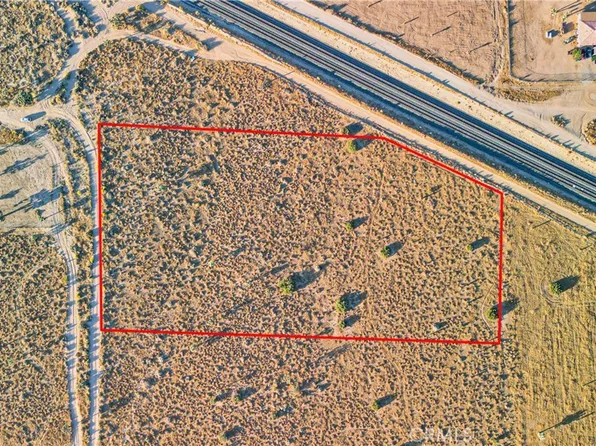 1 Buttemere Rd, Phelan, CA 92371