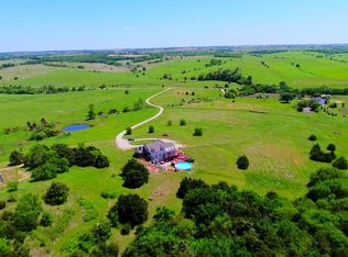 414 N 750th Rd, Overbrook, KS 66524