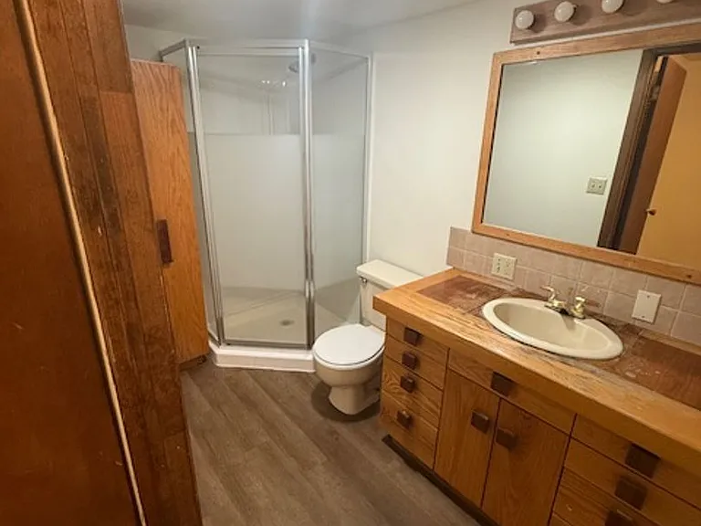 1605 W Koch St — Photo 23
