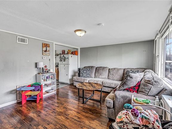 5th image of 1518 Glenwood Ave