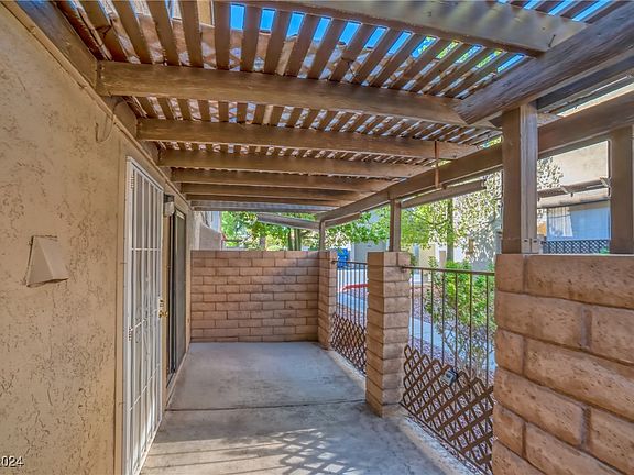 4th image of 1842 Mimosa Ct