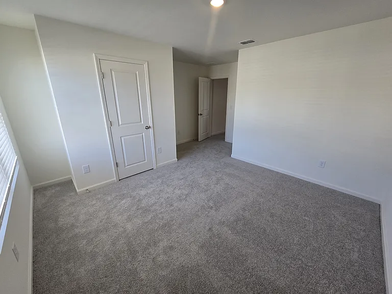 73 Rowlett Pl — Photo 16