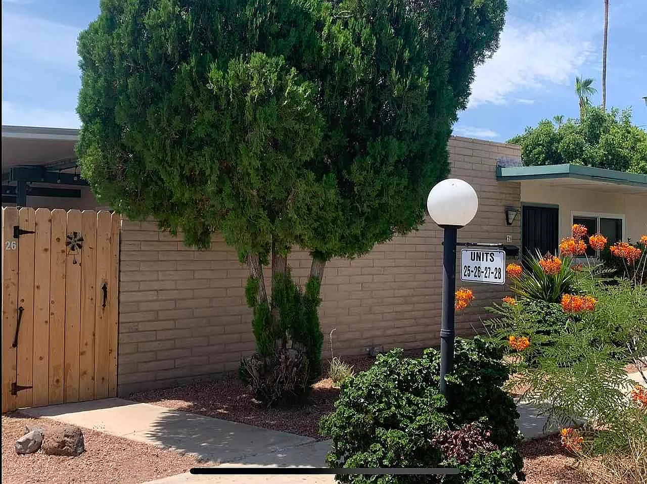 2 bed, 905 sqft, $1,500 — Photo 1