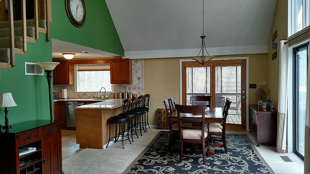 305 Pathfinder Ln photo 1