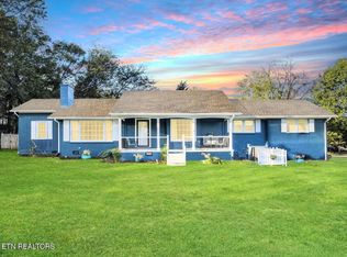 201 Farlow Dr, Knoxville, TN 37934