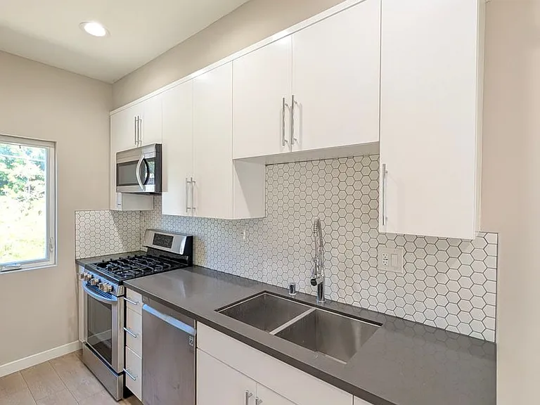 MJM Riverside, LLC — Photo 27
