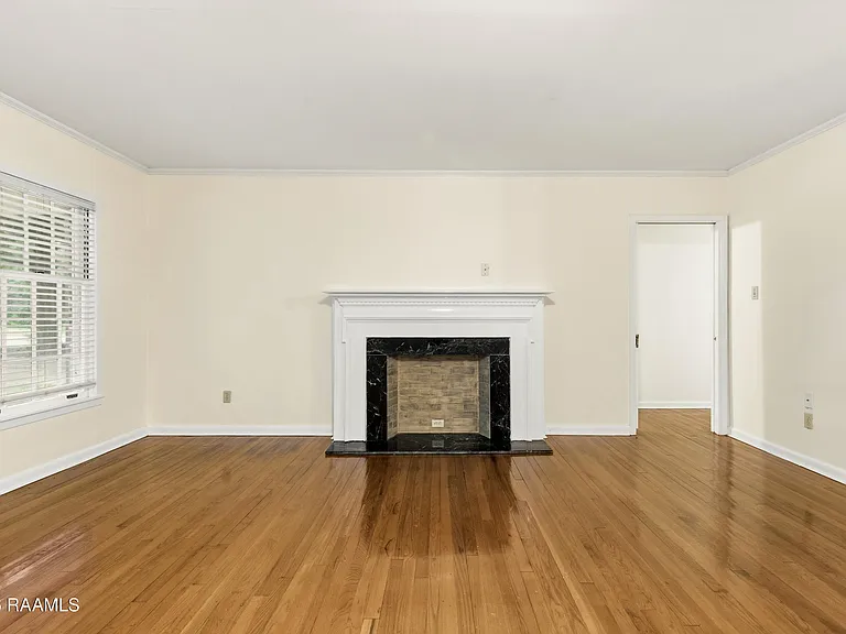 418 Marguerite Blvd — Photo 7