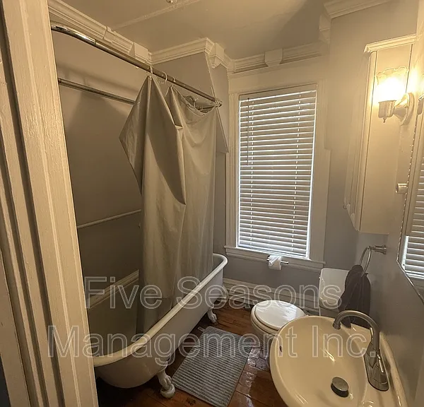 205 N Willard St #4 — Photo 11