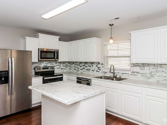 4th image of 5125 Stone Park Dr