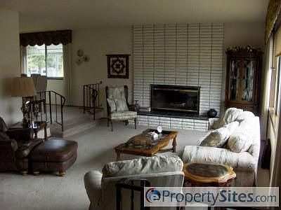 3rd image of 3731 N Frace Ave
