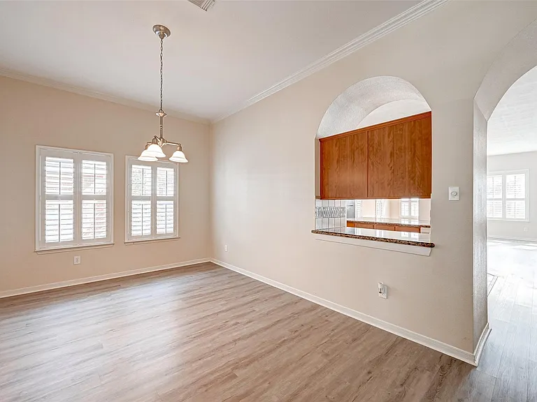 6923 Grants Hollow Ln — Photo 11