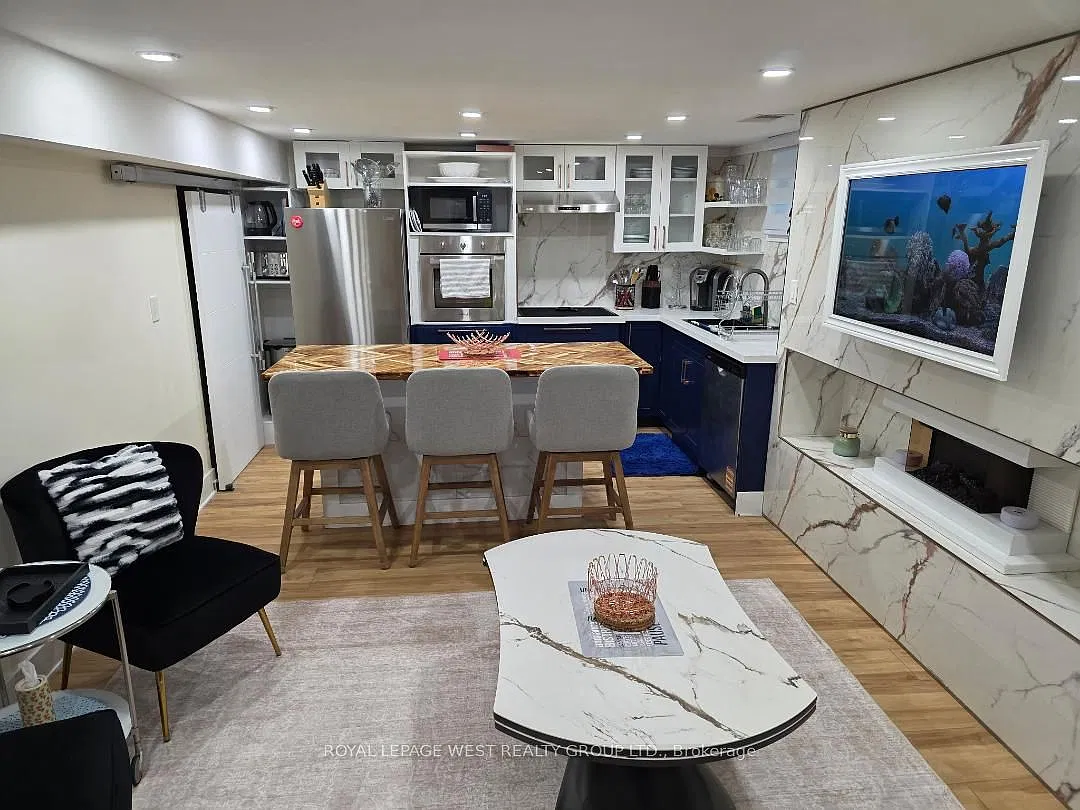 2 bed, $2,500 — Photo 2