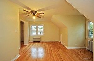 5th image of 2712 N Lewis Ave