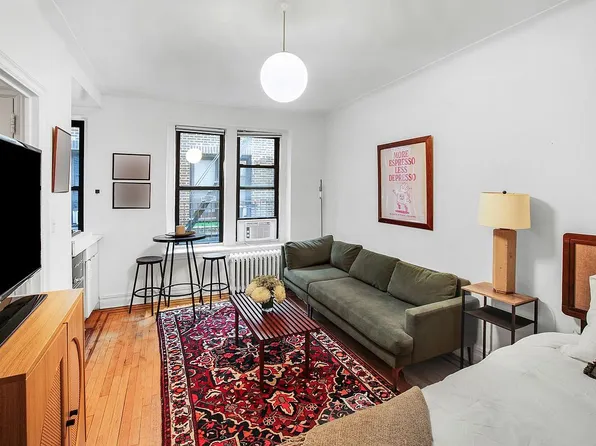 300 8th Ave APT 5G, Brooklyn, NY 11215