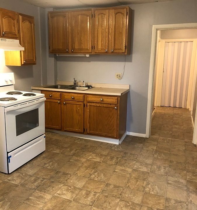 1st image of 41 West St APT 11