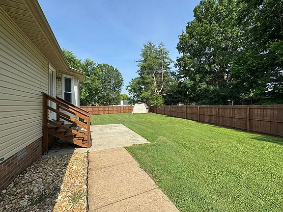 5th image of 110 S Dove Ct