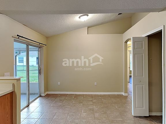 4th image of 963 Salerno Ct