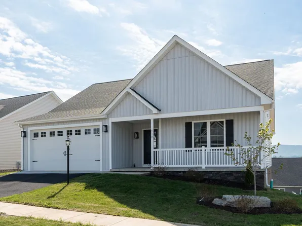 212 Spring Run Ln, Waynesboro, VA 22980