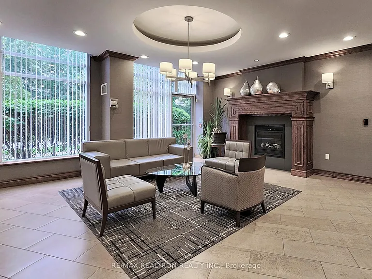 19 Barberry Pl #416 — Photo 22