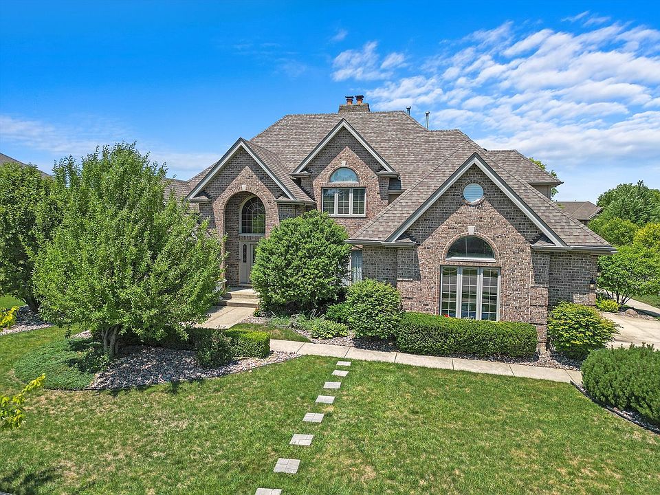1st image of 10422 Stone Hill Dr
