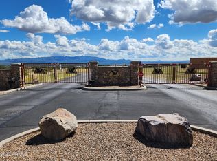 9588 S Deer Ridge Trl #8, Hereford, AZ 85615