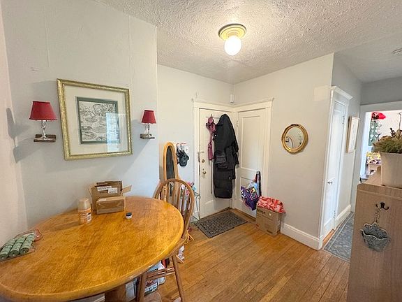 5th image of 32 Sidlaw Rd APT 10