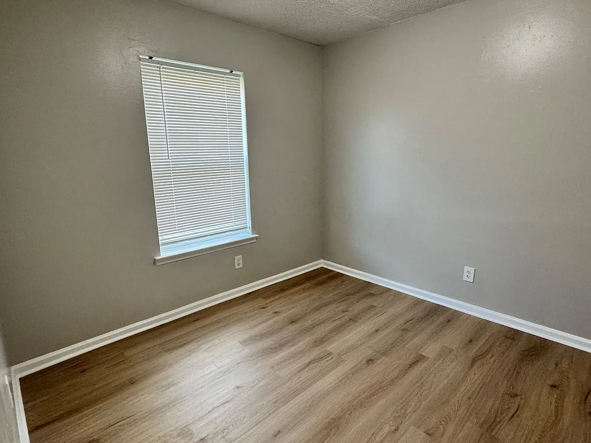 Property Photo - 3575 Manley Dr