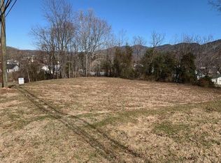 Woodland Ave, Buena Vista, VA 24416
