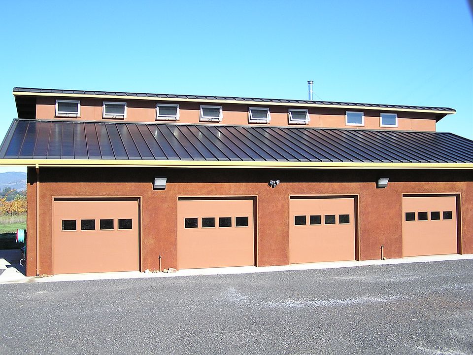 2nd image of 1140 Cortina Pl
