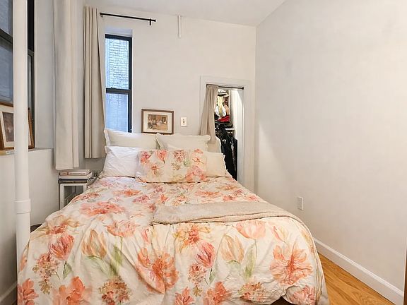 3rd image of 109 Eldridge St APT 7