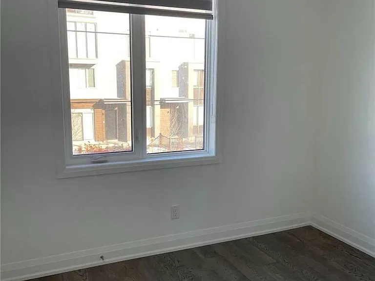 18 Greenbriar Rd #2 — Photo 5