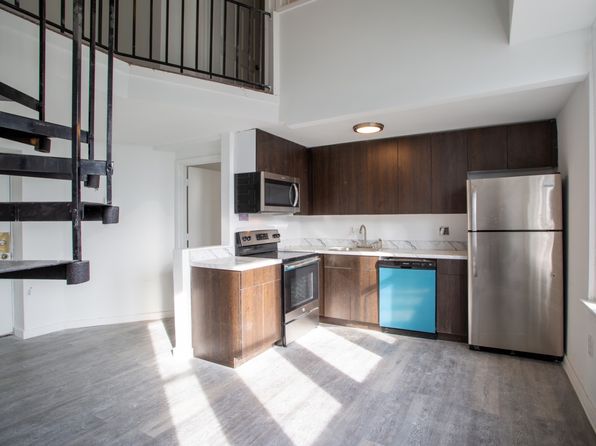 5225 Schuyler St #B220